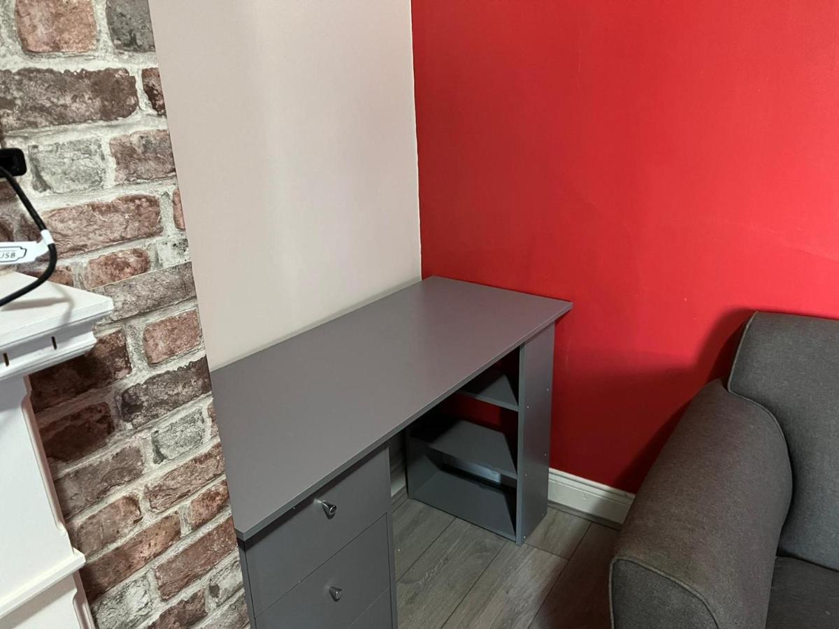 Ovington Grove 2 Fully Equipped Kitchen Free Parking 3 Bedrooms Netflix ニューカッスル・アポン・タイン エクステリア 写真